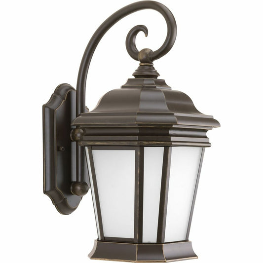 Progress Lighting P5686-108MD Fixture This wall lantern offers updated