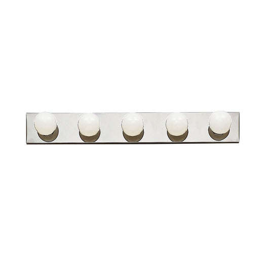 Kichler 625CH Fixture This simple 30in. wide bath bar features our