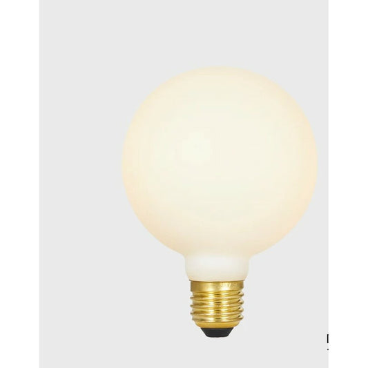 Tala SPHR-G100-7W-2000-2800K-E26-MP-120V 7W Dim to warm LED Light Bulb